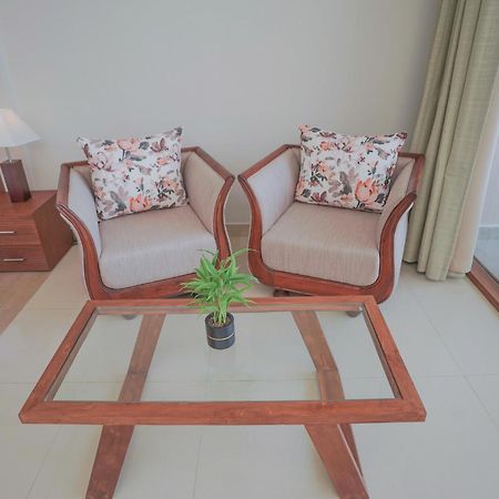 Hotel Breeze Pasikudah à Passikudah Extérieur photo