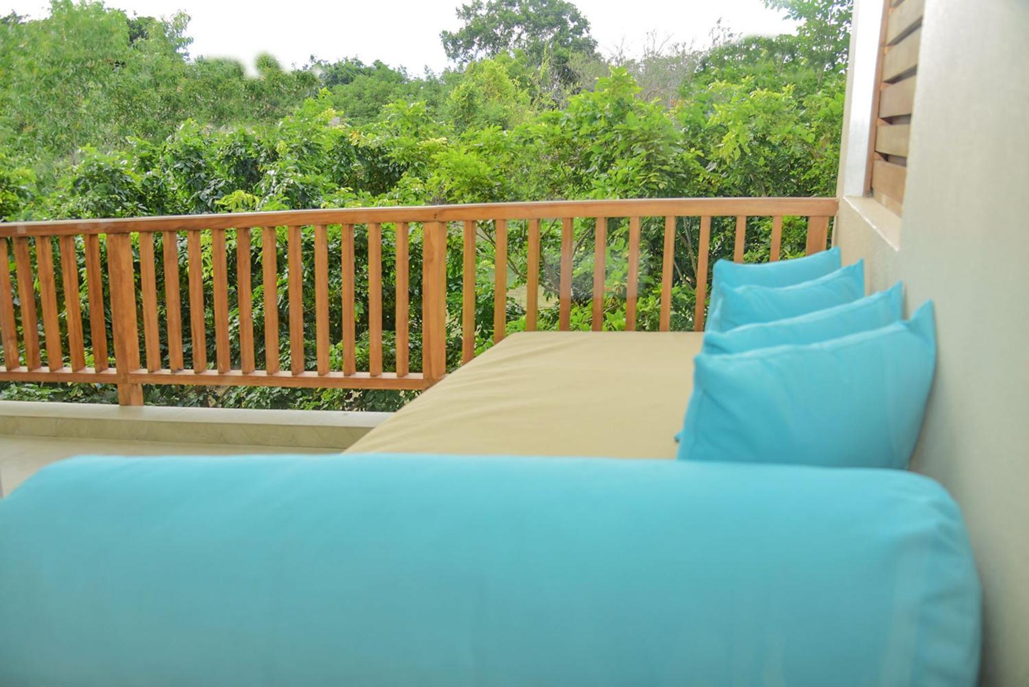 Hotel Breeze Pasikudah à Passikudah Extérieur photo